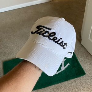 Titleist Pro V1 Golf Hat